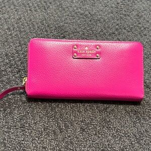 Kate Spade Sweetheart Pink Wellesley Leather Wallet BNWT